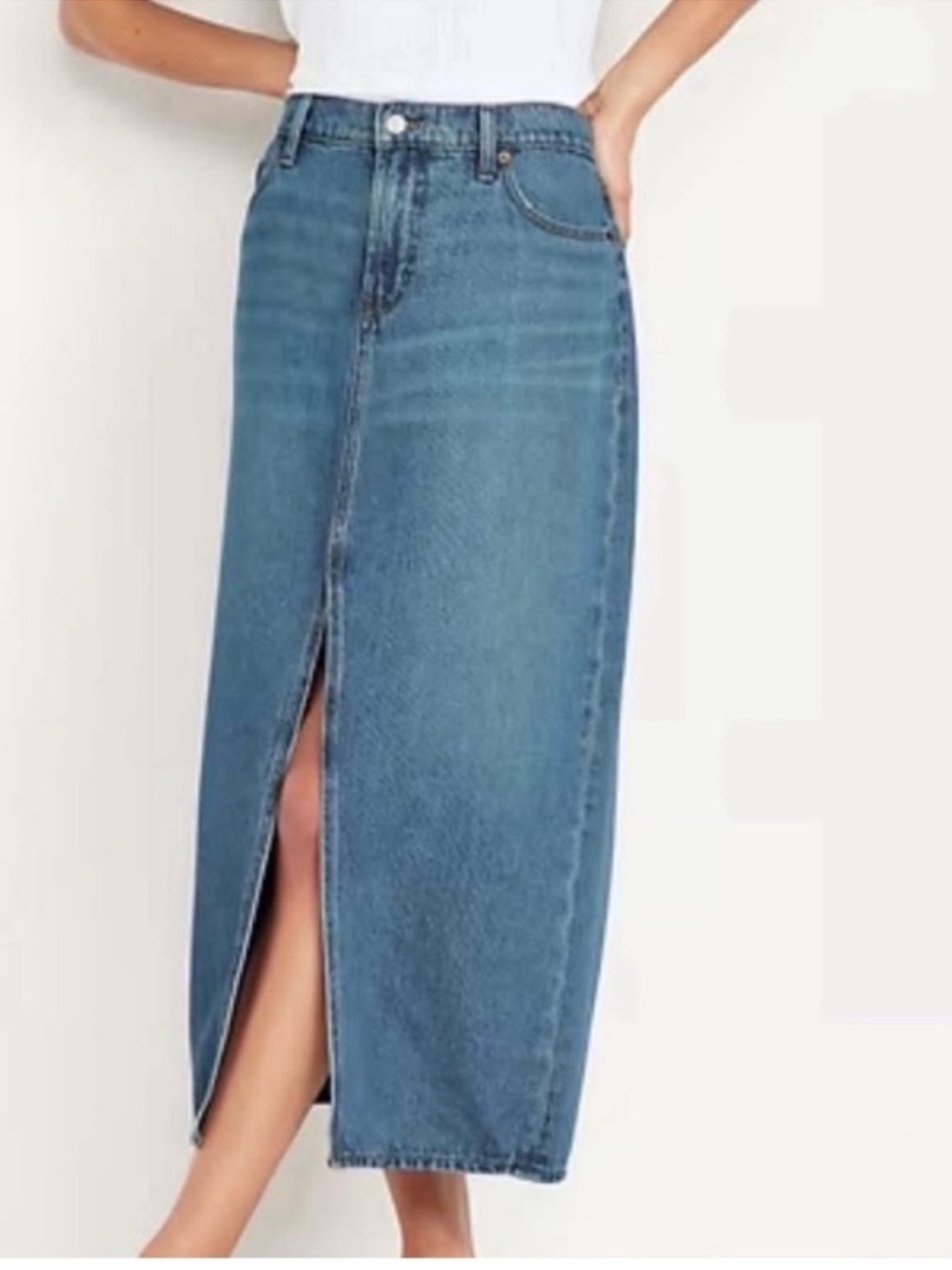 Denim skirt good condition
Used once
